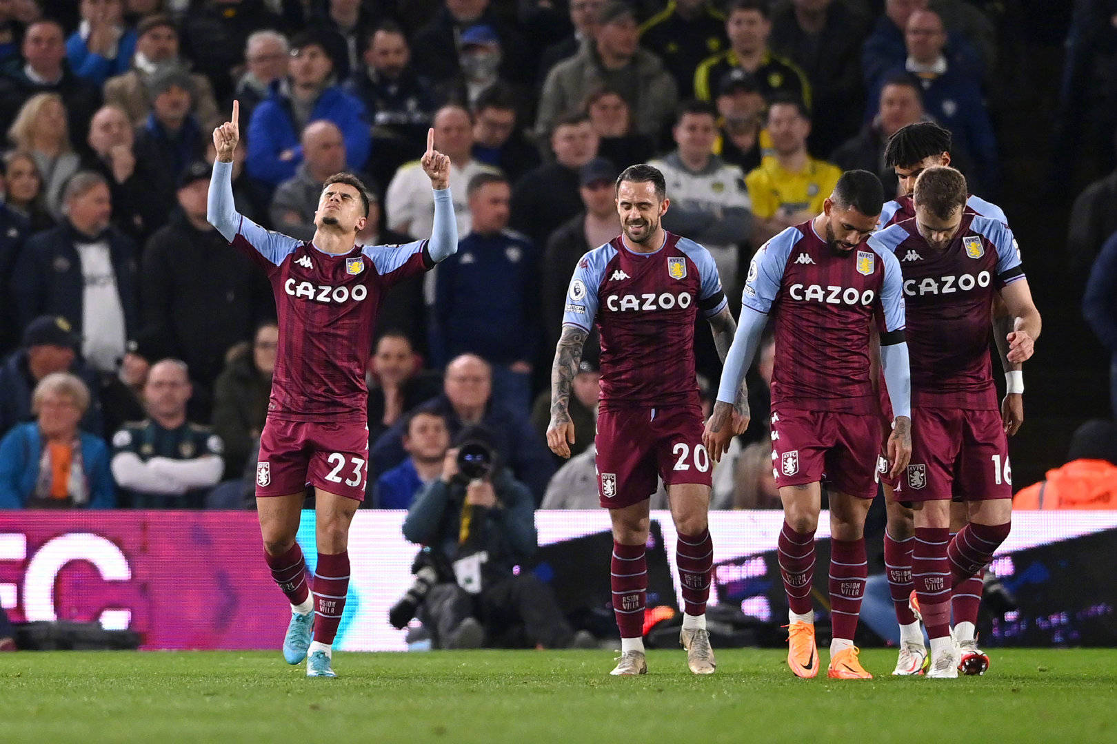 展产生深远 展产生深远