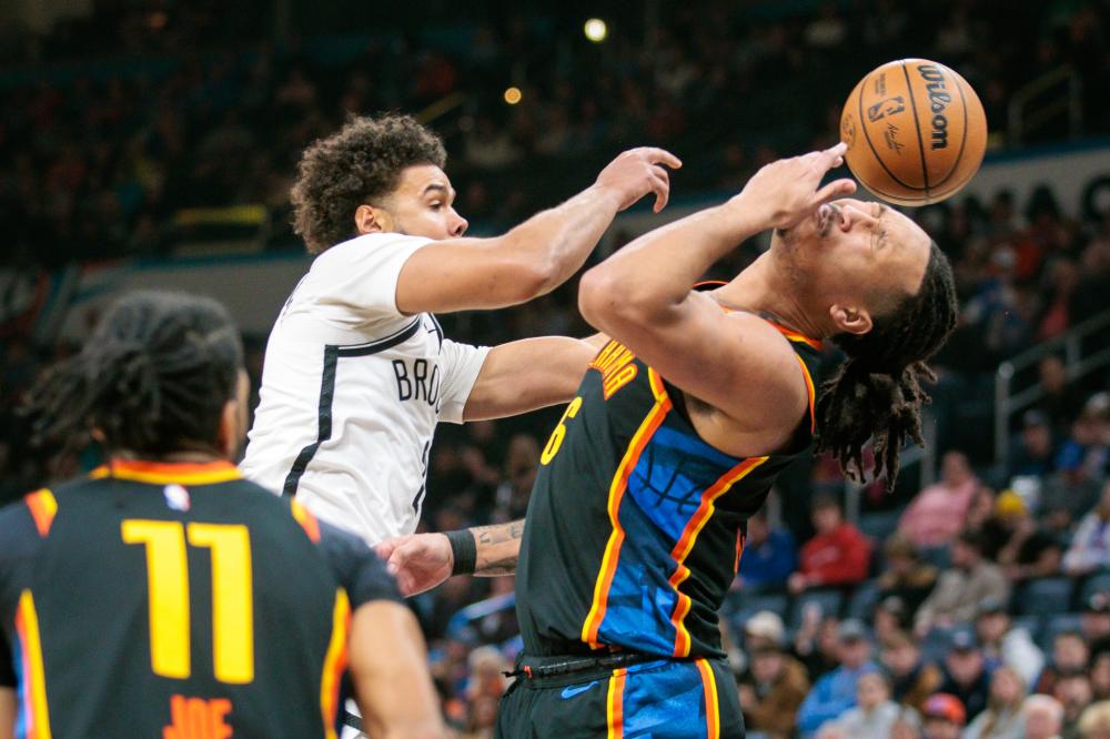 表现出了强 表现出了强