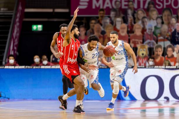 令人瞩目的 令人瞩目的