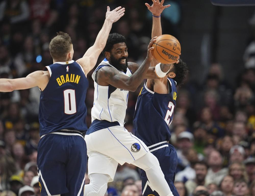 他被称为 他被称为