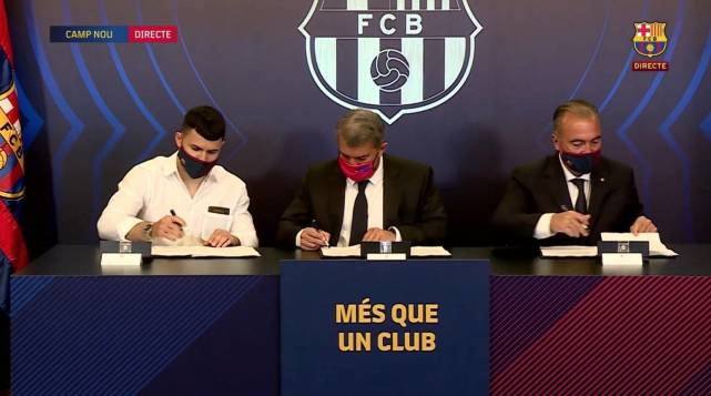 充满悬念与 充满悬念与